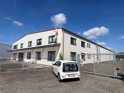 Foto - Halle in Brand Erbisdorf 7.200,00 € 1800 m²