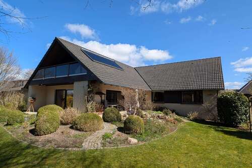 Foto - Haus zum Kaufen in Lamstedt 299.000,00 € 222.95 m²