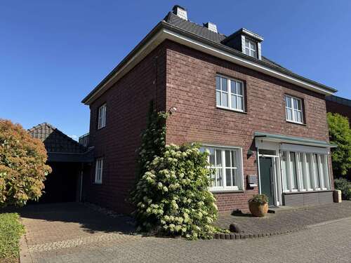 Foto - Haus zum Kaufen in Geldern 495.000,00 € 240 m²