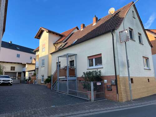 Foto - Haus zum Kaufen in Freigericht-Altenmittlau 469.000,00 € 223 m²