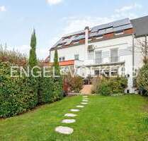 Haus zum Mieten in Hockenheim 2.500,00 € 220 m²