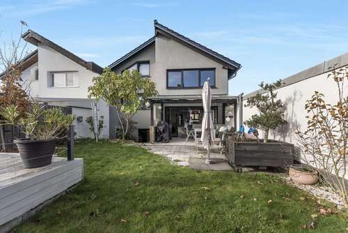 Foto - Haus zum Kaufen in Lohmar 699.000,00 € 196 m²