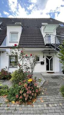 Foto - Haus zum Kaufen in Rheinberg 749.000,00 € 255 m²