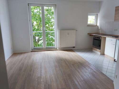 Foto - Wohnung zum Mieten in Chemnitz 225,00 € 39.15 m²