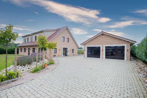 Foto - Haus zum Kaufen in Bad Zwischenahn 1.599.000,00 € 287 m²