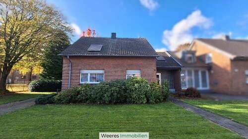 Foto - Haus zum Kaufen in Grefrath 379.000,00 € 142 m²