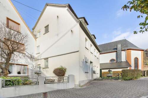 Foto - Haus zum Kaufen in Kestert 98.000,00 € 89 m²