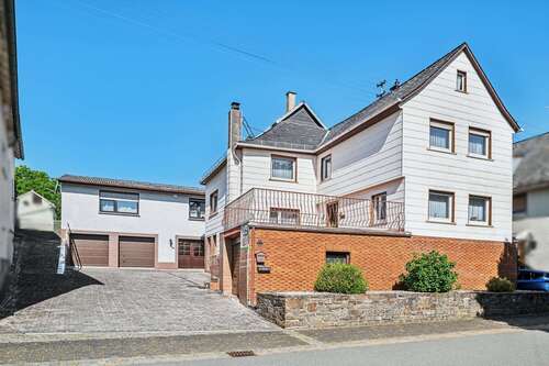 Foto - Haus zum Kaufen in Miehlen 339.000,00 € 247 m²