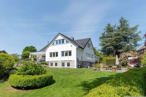 Foto - Haus zum Kaufen in Heikendorf 1.395.000,00 € 257 m²