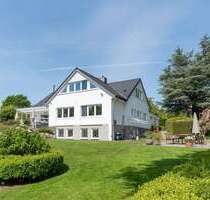 Haus zum Kaufen in Heikendorf 1.395.000,00 € 257 m²