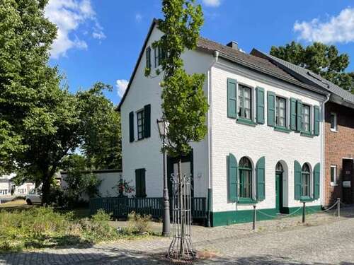 Foto - Haus zum Kaufen in Grevenbroich 259.000,00 € 135 m²