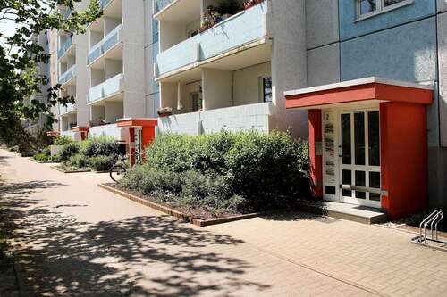 Foto - Wohnung zum Mieten in Neubrandenburg 137,00 € 25.75 m²