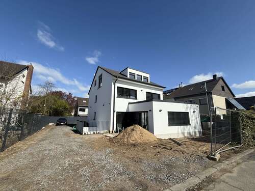 Foto - Wohnung zum Mieten in Niederkassel 870,00 € 55 m²