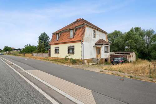 Foto - Haus zum Kaufen in Reetz 70.000,00 € 160 m²