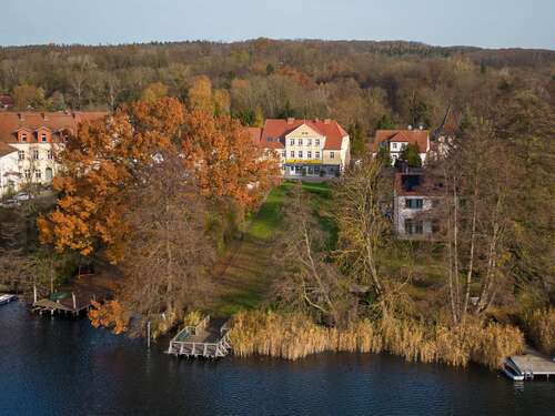 Foto - Haus zum Kaufen in Buckow (Märkische Schweiz) 990.000,00 € 288.2 m²