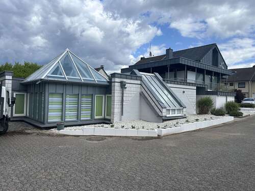 Foto - Büro in Hennef 4.500,00 € 344 m²