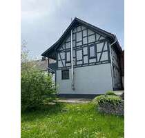 Haus zum Kaufen in Allendorf Eder 179.000,00 € 263 m²