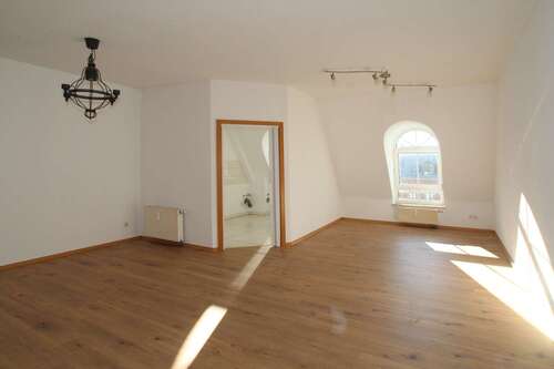 Foto - Wohnung zum Mieten in Chemnitz 300,00 € 60.53 m²