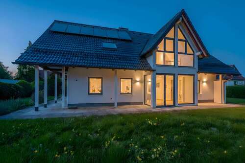 Foto - Haus zum Kaufen in Gilching 1.485.000,00 € 209 m²