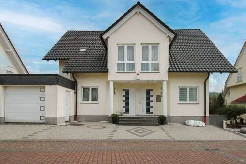 Foto - Haus zum Kaufen in Freigericht 798.000,00 € 266.42 m²