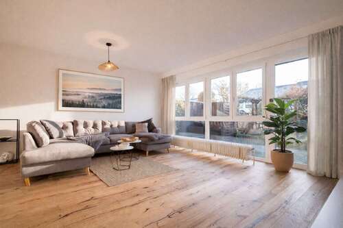 Foto - Haus zum Kaufen in Germering 969.000,00 € 137 m²