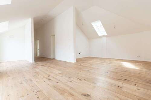Foto - Wohnung zum Mieten in Schkeuditz 1.320,00 € 109.56 m²