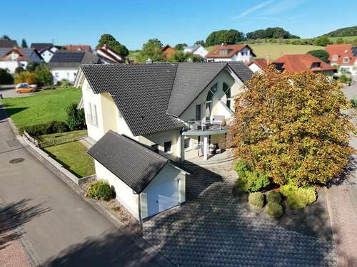 Foto - Haus zum Kaufen in Erzenhausen 398.000,00 € 161 m²