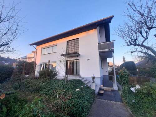 Foto - Haus zum Kaufen in Büttelborn 570.000,00 € 135 m²