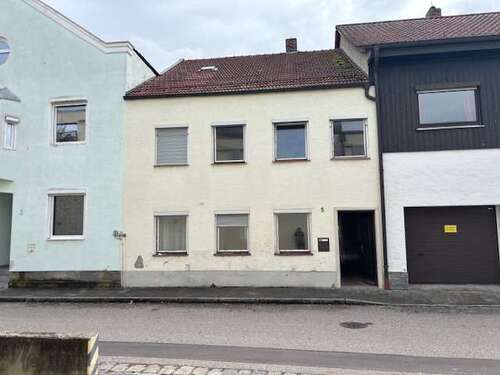 Foto - Haus zum Kaufen in Neuötting 195.000,00 € 147.26 m²