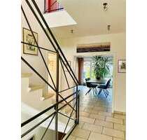 Haus zum Kaufen in Sulzburg 980.000,00 € 270 m²