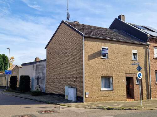Foto - Haus zum Kaufen in Niederzier 109.900,00 € 93.03 m²
