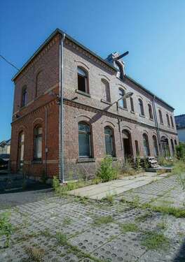 Foto - Haus zum Kaufen in Zwickau 230.000,00 € 450 m²