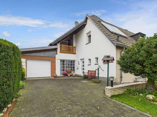 Foto - Haus zum Mieten in Zülpich Füssenich 1.395,00 € 140.22 m²