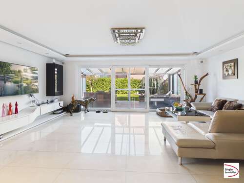 Foto - Haus zum Kaufen in Hockenheim 895.000,00 € 246.9 m²