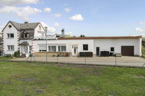 Foto - Haus zum Kaufen in Kehlbach 315.000,00 € 221 m²