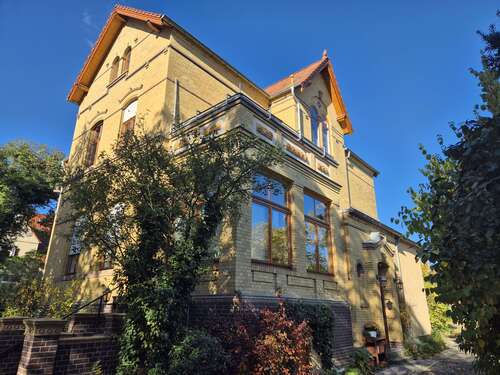 Foto - Haus zum Kaufen in Bitterfeld-Wolfen 529.000,00 € 340 m²