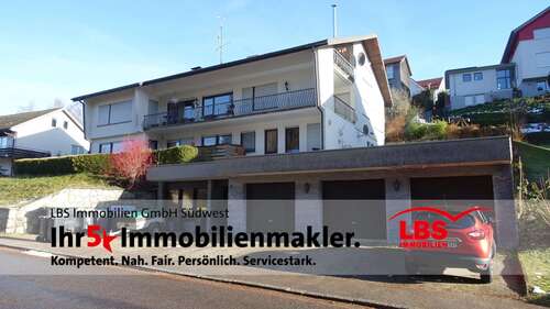 Foto - Haus zum Kaufen in Titisee-Neustadt 550.000,00 € 385 m²