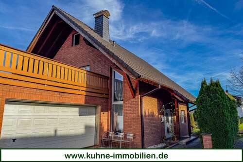 Foto - Haus zum Kaufen in Müschenbach 380.000,00 € 202.38 m²