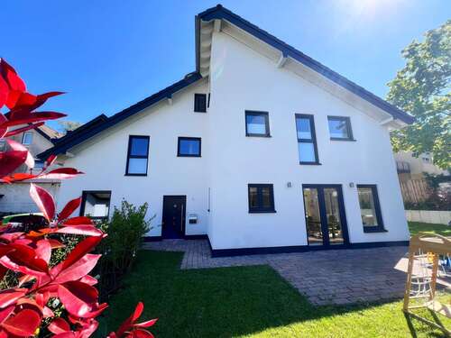 Foto - Haus zum Kaufen in Bergisch Gladbach 750.000,00 € 140 m²