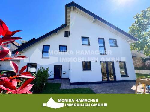 Foto - Haus zum Kaufen in Bergisch Gladbach 750.000,00 € 140 m²