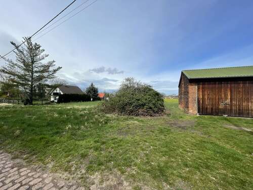 Foto - Grundstück zu verkaufen in Wallendorf (Luppe) 102.000,00 € 600 m²