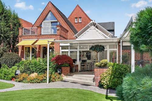Foto - Haus zum Kaufen in Papenburg 899.000,00 € 475.74 m²