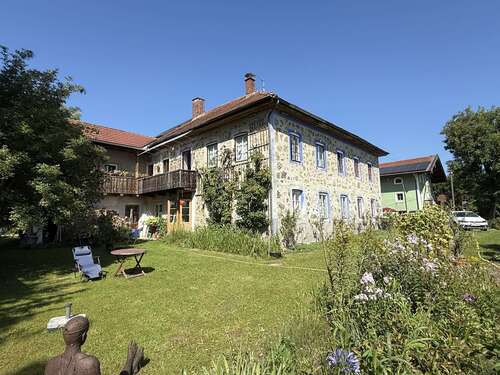 Foto - Haus zum Kaufen in Tittmoning Wiesmühl bei Tittmoning 845.000,00 € 150 m²