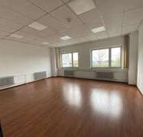 Büro in Frankfurt am Main 3.293,00 € 313 m²