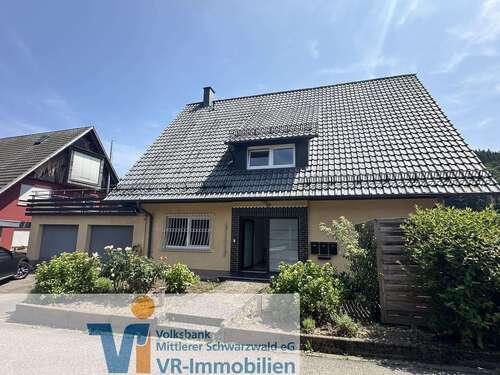 Foto - Haus zum Kaufen in Hofstetten 485.000,00 € 240.22 m²