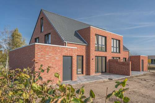 Foto - Haus zum Kaufen in Langwedel 461.100,00 € 146 m²