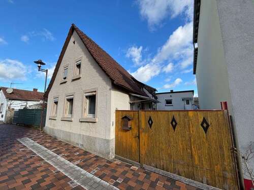 Foto - Haus zum Kaufen in Ilbesheim bei Landau in der Pfalz 99.000,00 € 120 m²