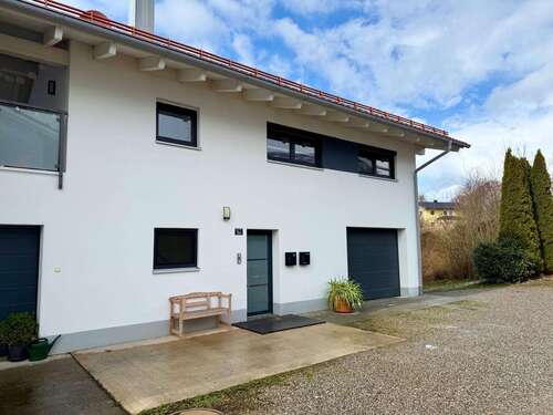 Foto - Wohnung zum Mieten in Germaringen 750,00 € 75 m²