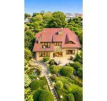 Haus zum Kaufen in Karben Klein-Karben 1.550.000,00 € 205.49 m² - Karben / Klein-Karben