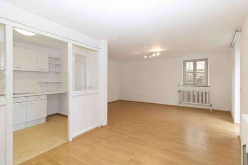Foto - Wohnung zum Mieten in Augsburg 560,00 € 40 m²